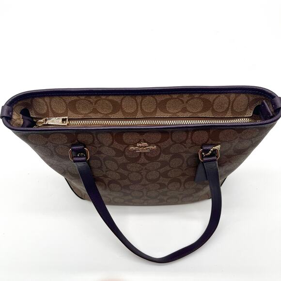 COACH LEATHER CITY  TOTE BAG IN EUC! - Picture 4 of 13